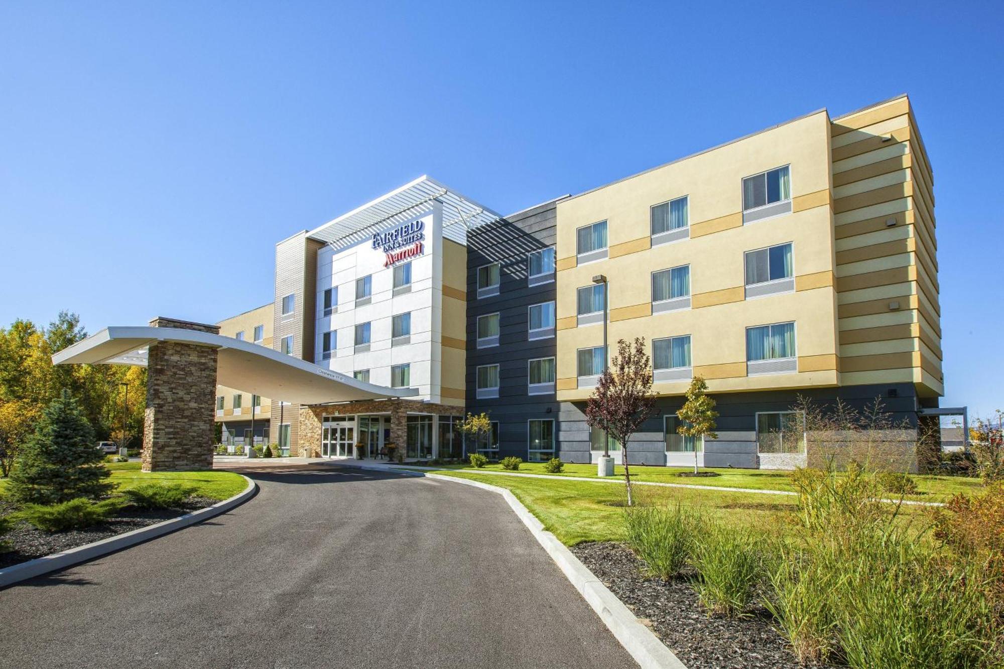 Fairfield Inn & Suites By Marriott Plattsburgh Εξωτερικό φωτογραφία