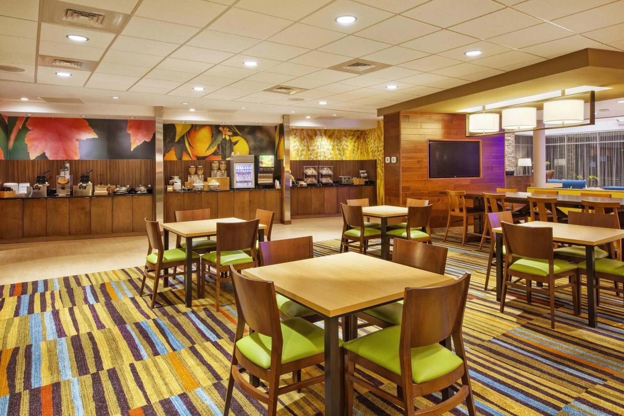 Fairfield Inn & Suites By Marriott Plattsburgh Εξωτερικό φωτογραφία