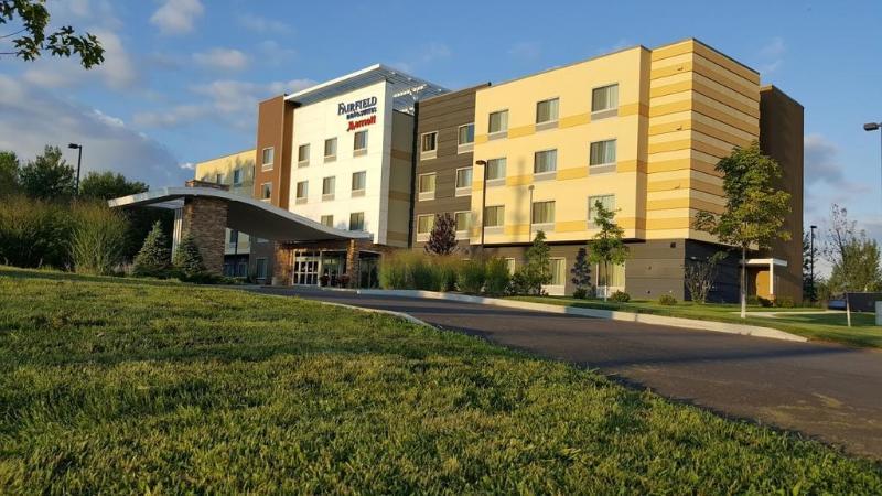 Fairfield Inn & Suites By Marriott Plattsburgh Εξωτερικό φωτογραφία