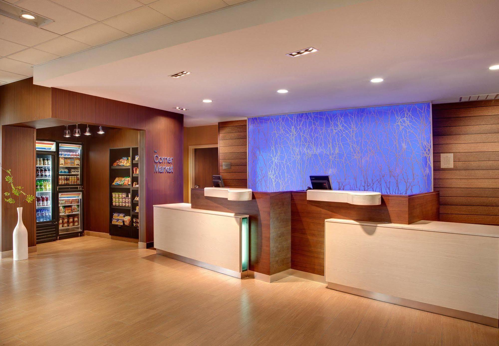 Fairfield Inn & Suites By Marriott Plattsburgh Εξωτερικό φωτογραφία