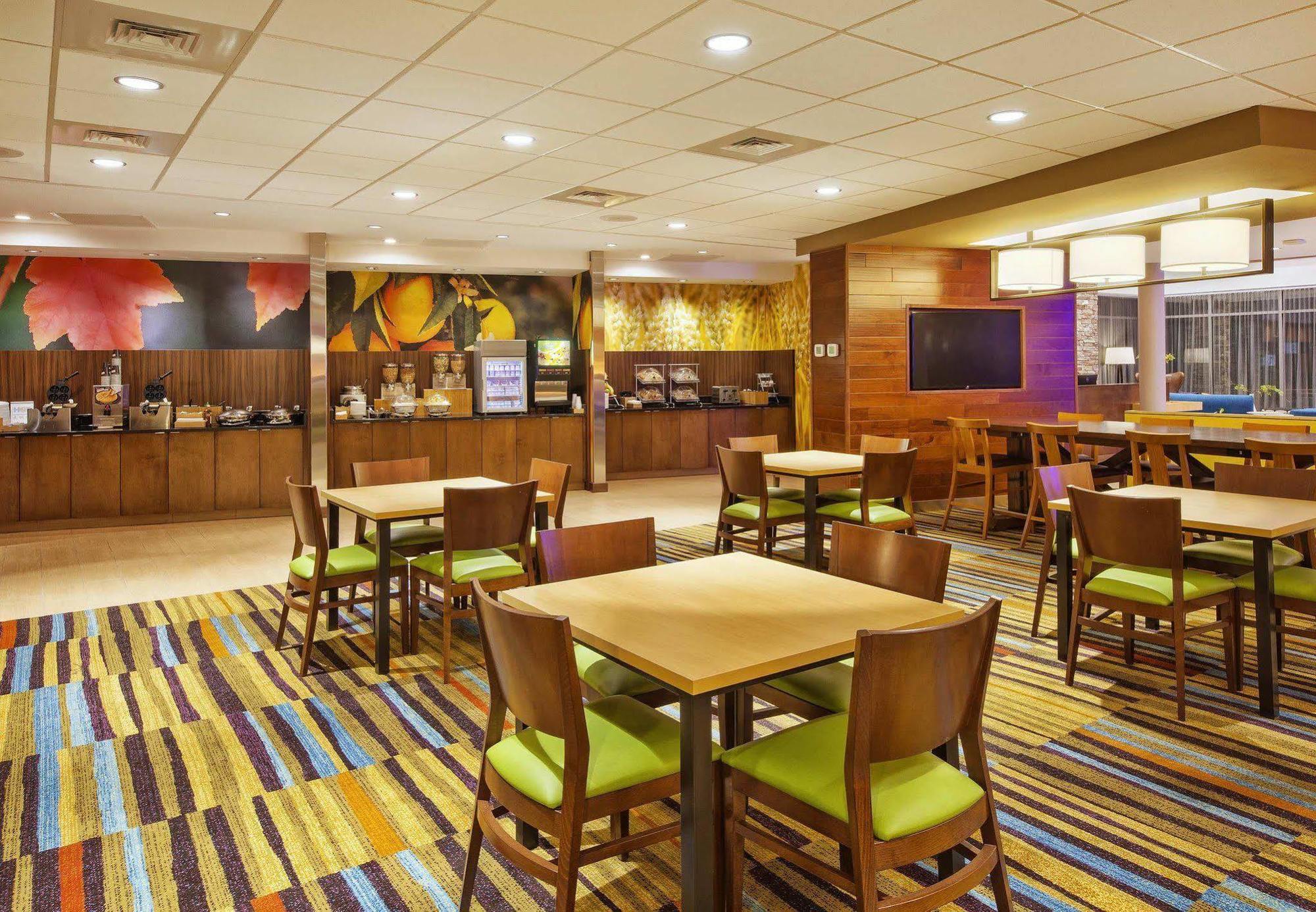 Fairfield Inn & Suites By Marriott Plattsburgh Εξωτερικό φωτογραφία