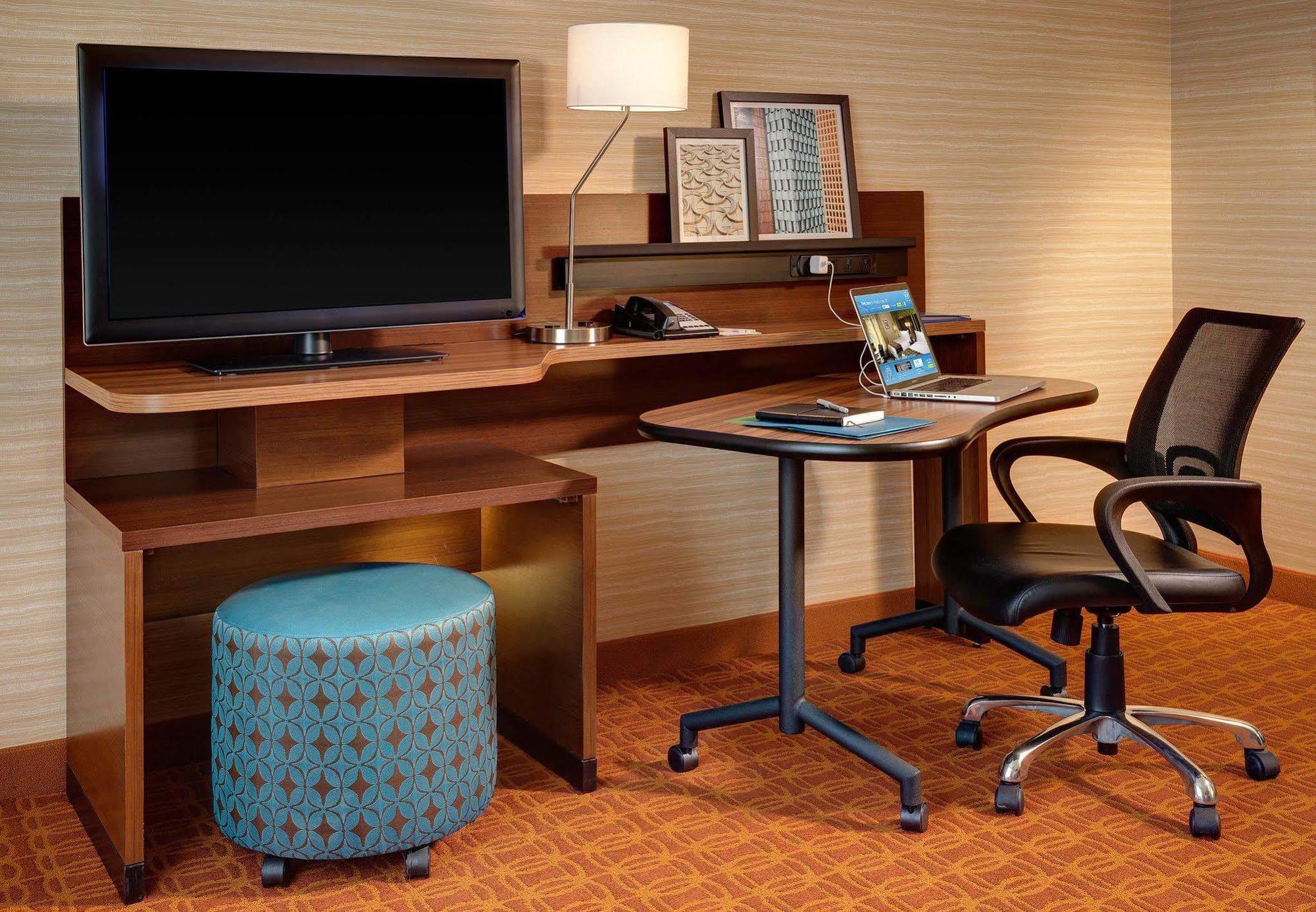 Fairfield Inn & Suites By Marriott Plattsburgh Εξωτερικό φωτογραφία